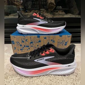 Brooks Ghost 17 Women’s Brand New Size 6.5. Color Black Purple Pink. 1204311B080